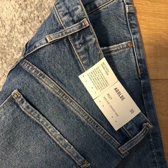 AGOLDE Riley High Rise Straight Crop Size 30 Color: Transfer - Picture 3 of 3